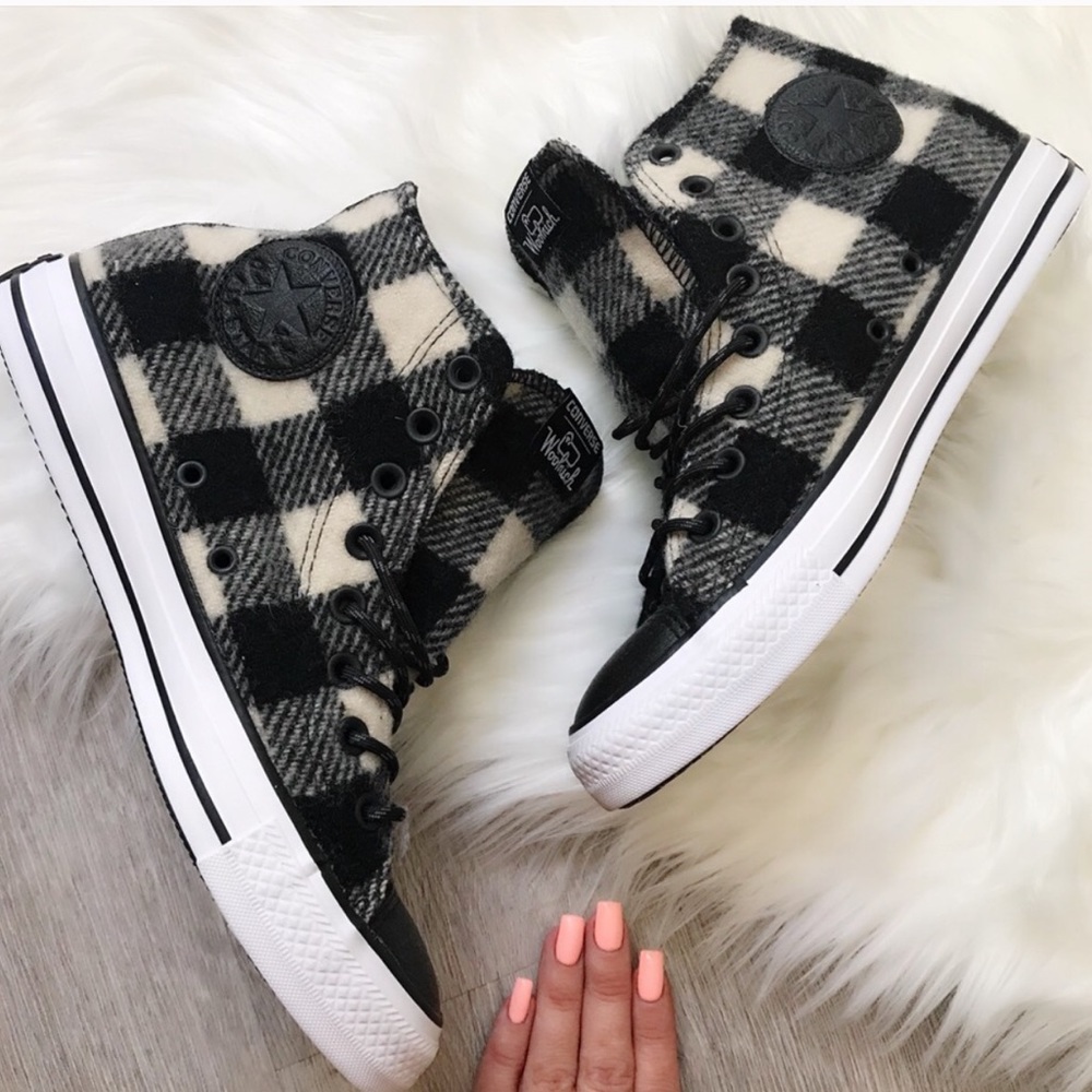 NWOB Converse x Woolrich, leather accents!